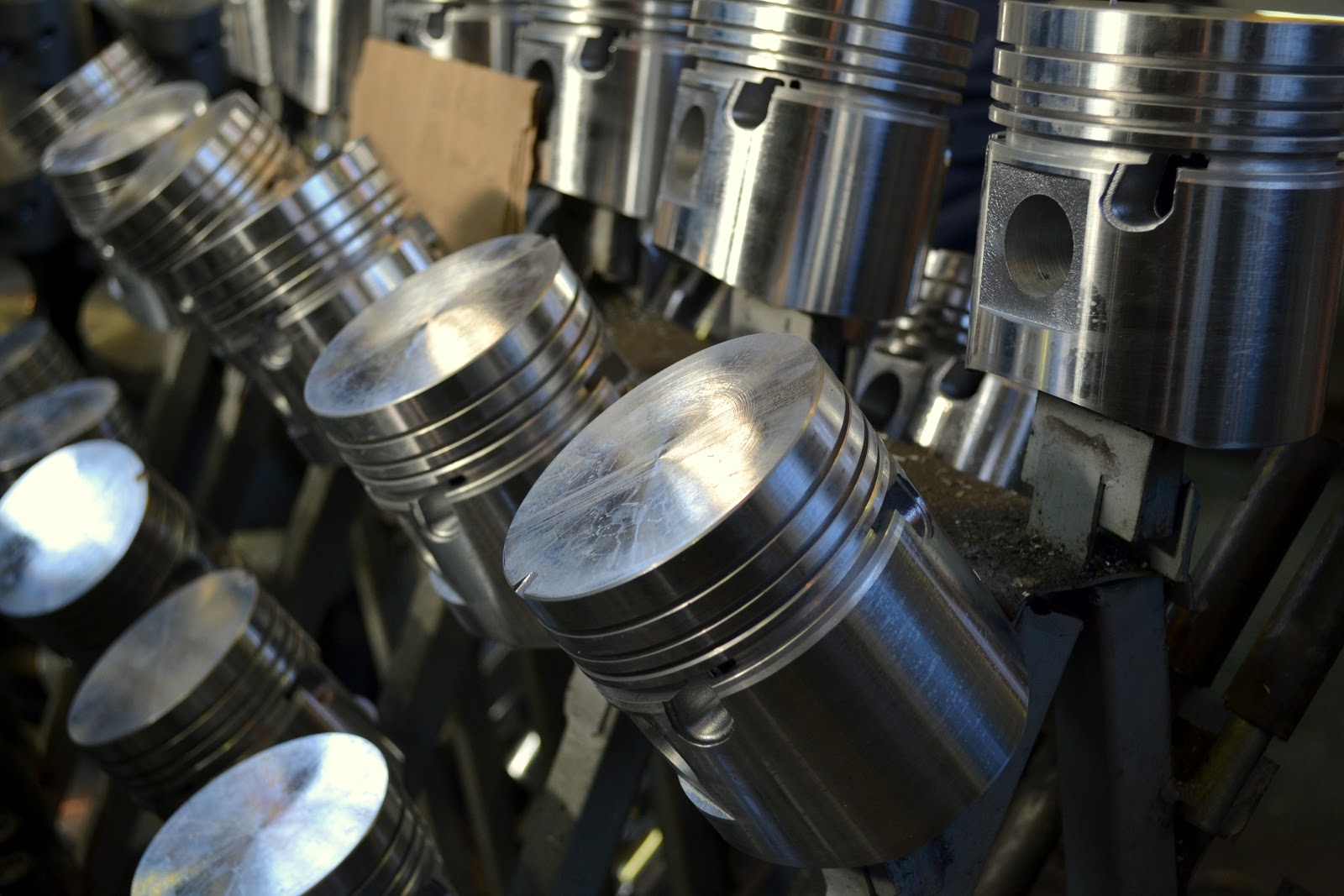 Завод поршень. Поршневая группа т 170. Харченко завод поршень. Ооо птп поршень. Поршень кмз.