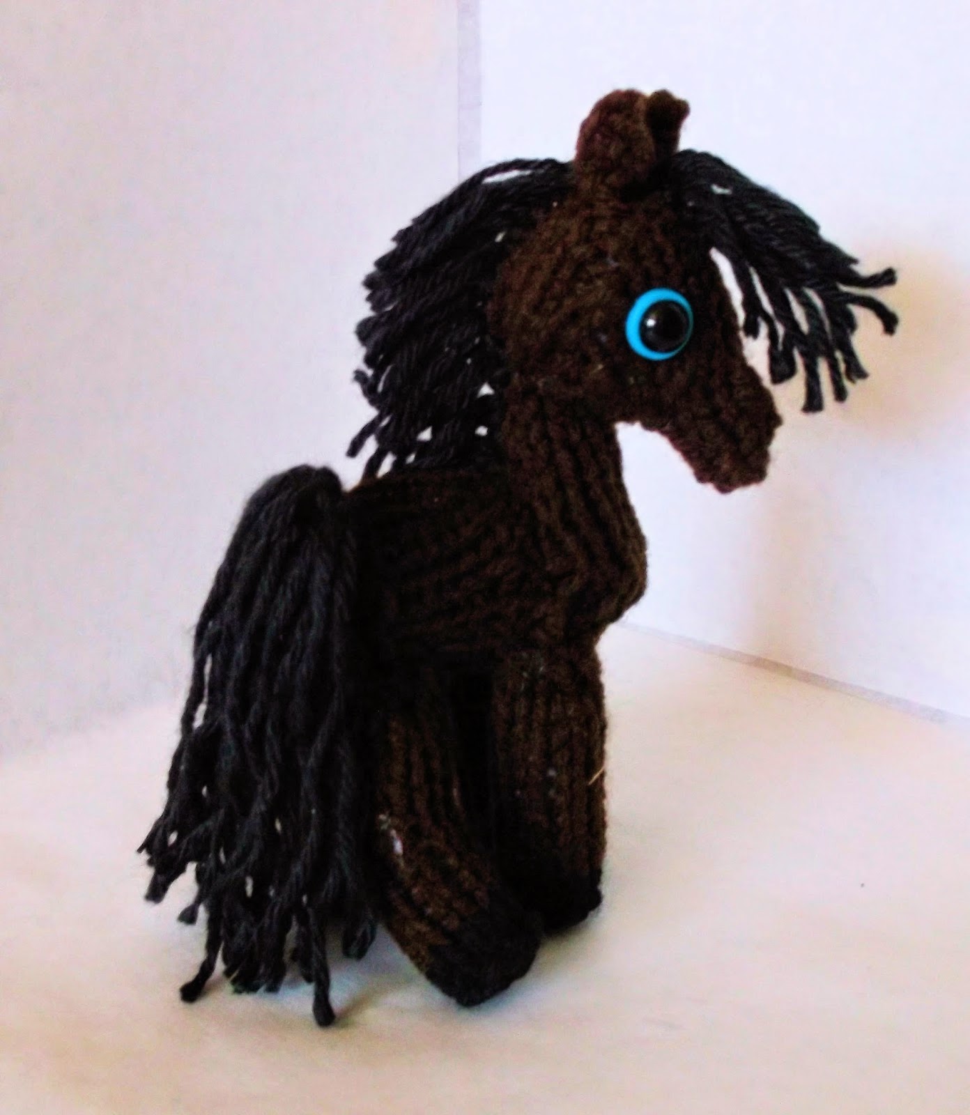 The Loom Muse : Mini Horse