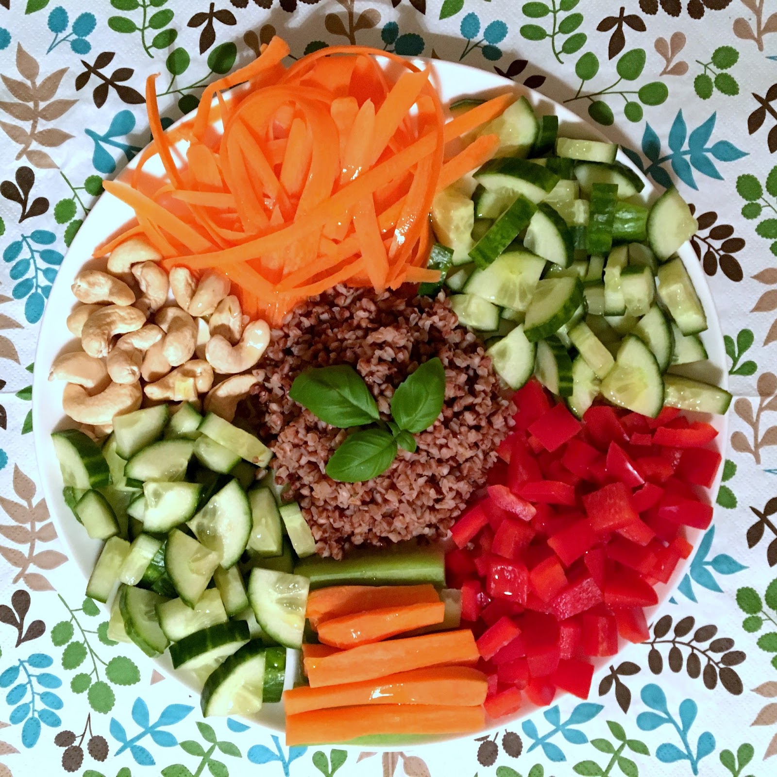 LUCKY.VEGE.LIFE: Szybki i pożywny obiad wegański, kasza z warzywami