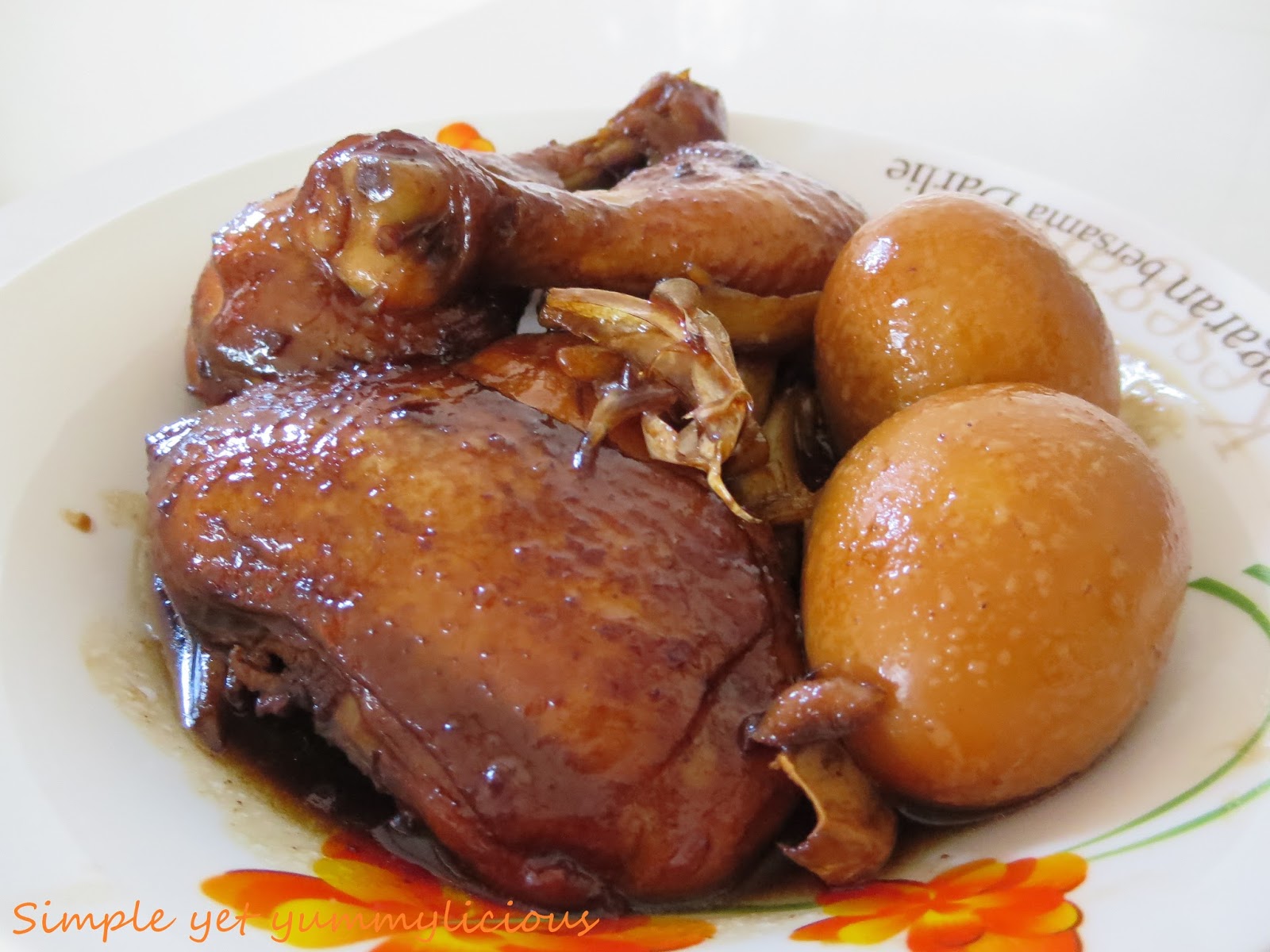 Simple yet yummylicious! Braised chicken and eggs in dark soy sauce
