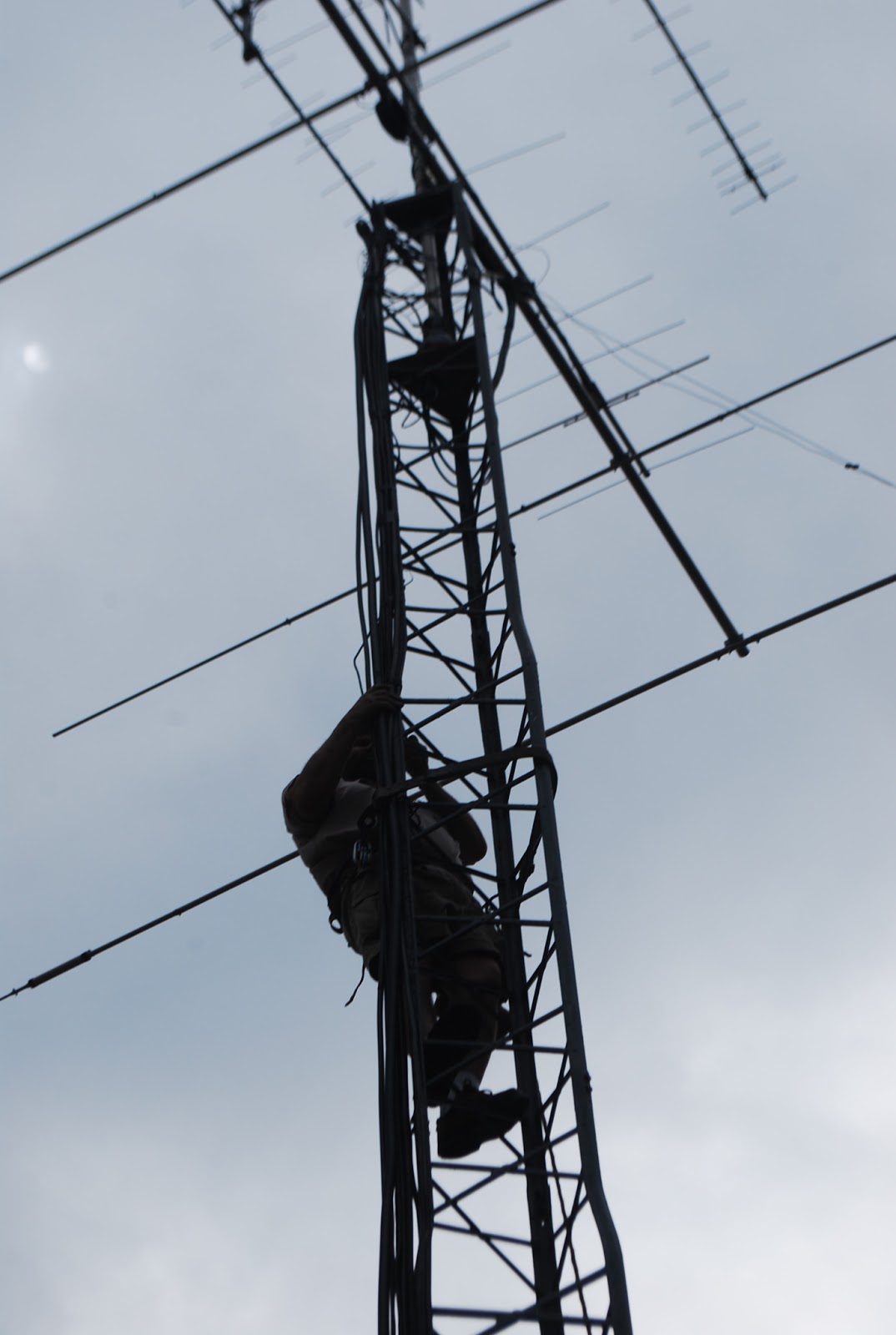 Saint Louis Area Microwave Society Last one for 3 cm VUCC