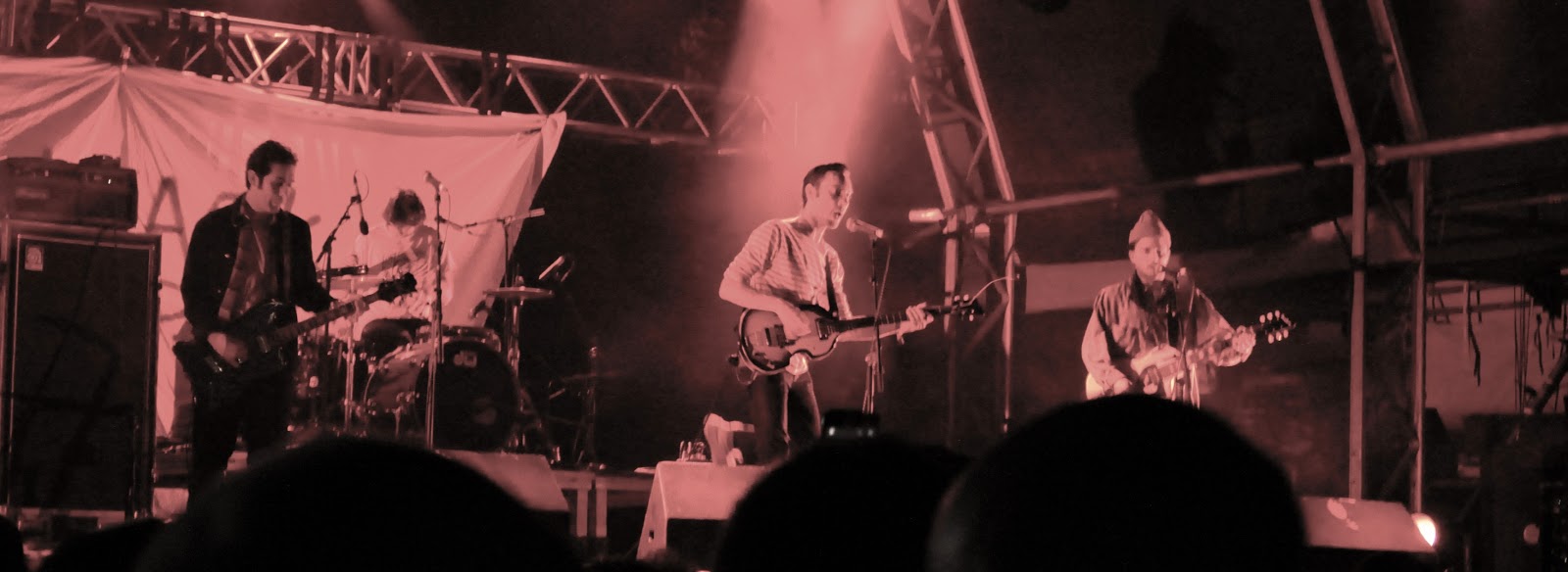 After Musiic Black Lips demuestra ser la esencia viva del garage rock