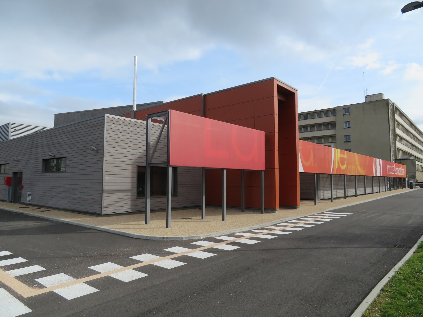 Gymnase Lycée Lamartine Macon (71) ABW Warnant Architecte