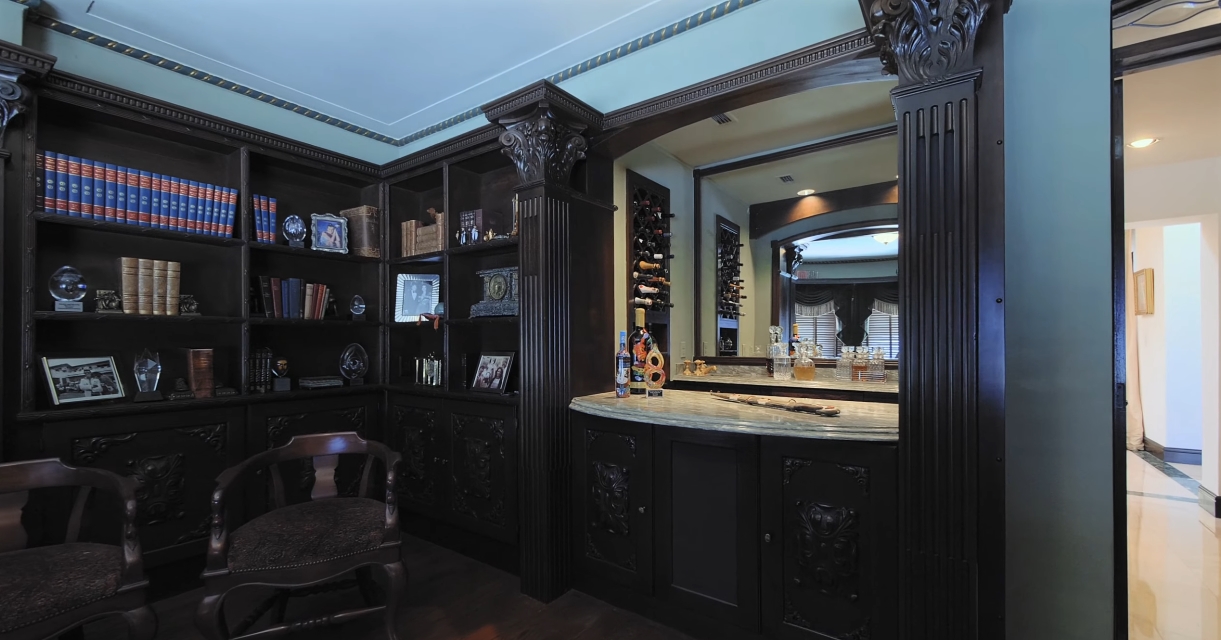 Tour 577 Ocean Blvd, Golden Beach, FL vs. 34 Mansion Interior Design Photos