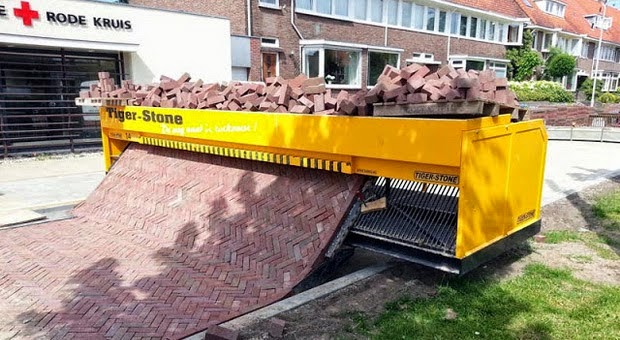 Mesin Unik Yang Bisa 'Ngeprint' Jalanan Tiger Stone Brick-laying Manchine