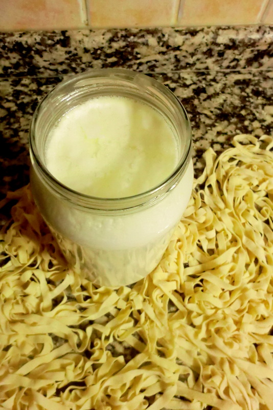 Ev yapımı "Hayat" Ev yapımı makarna