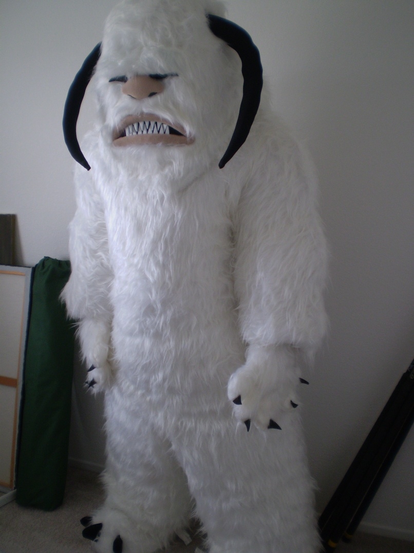 Skygunbros-Custom-Creatures: April 2011