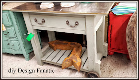 farmhouse table, vintage finds, diydesignfanatic.com, farmhouse style, cottage style, chandelier