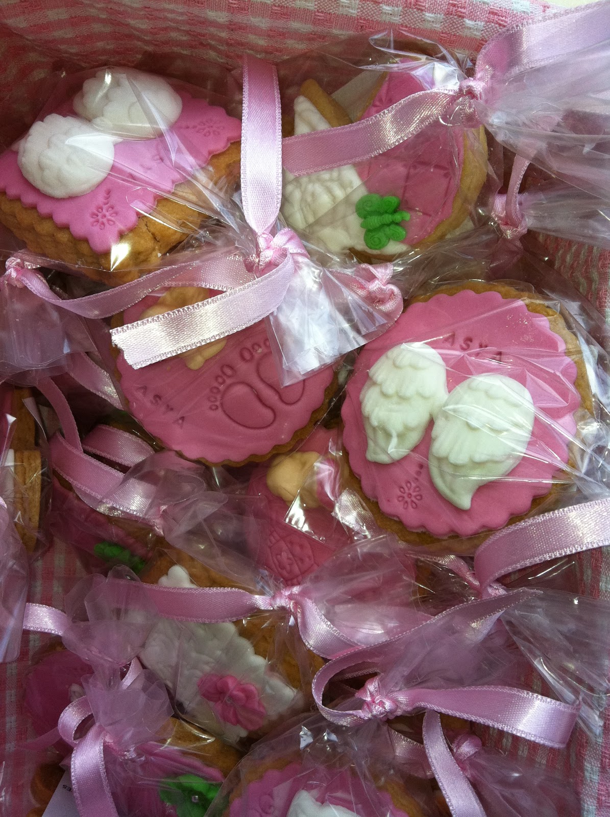 KUKİ Boutique Cookies Asya bebek için kurabiyeler…