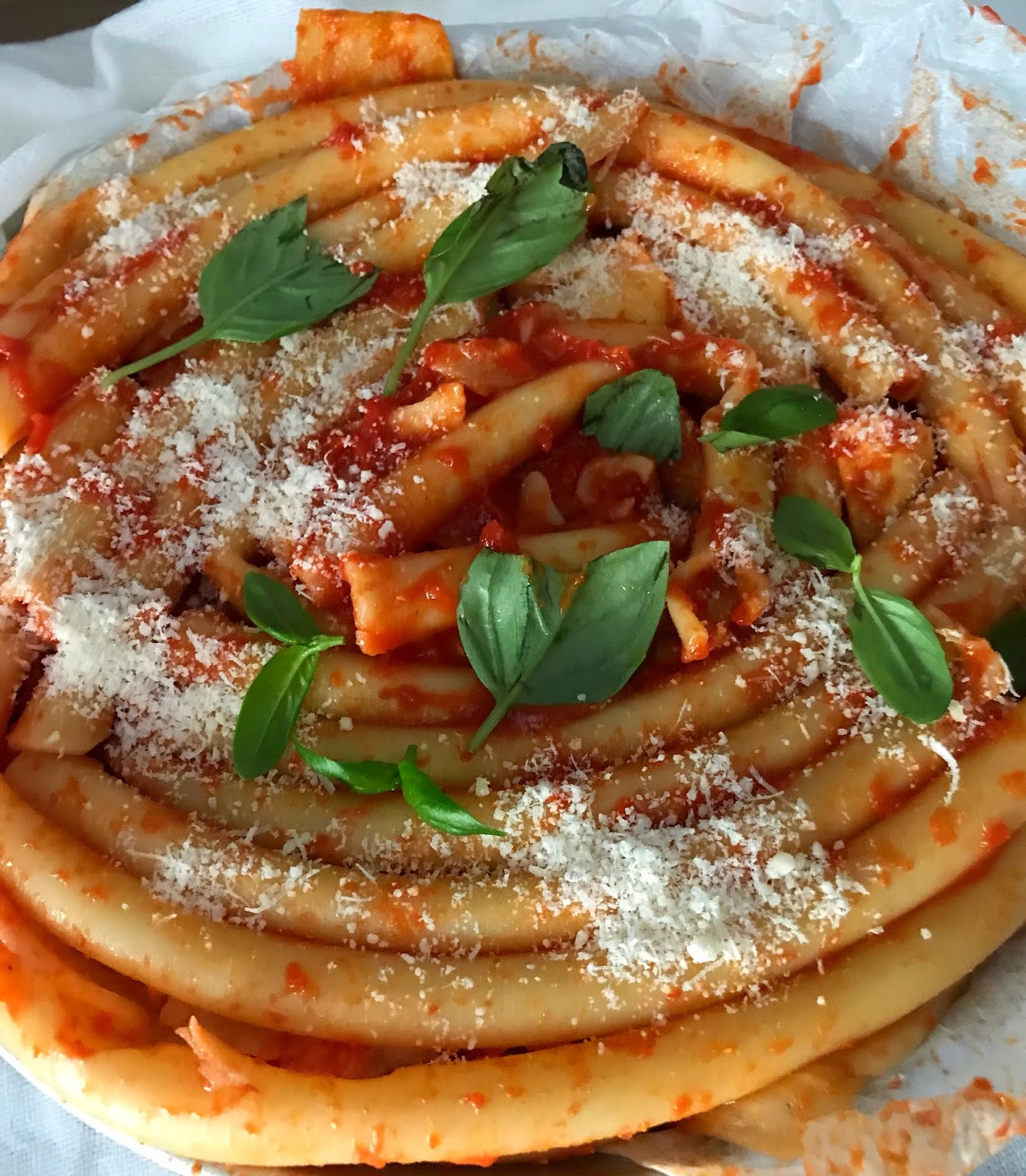 Ziti lunghi al forno