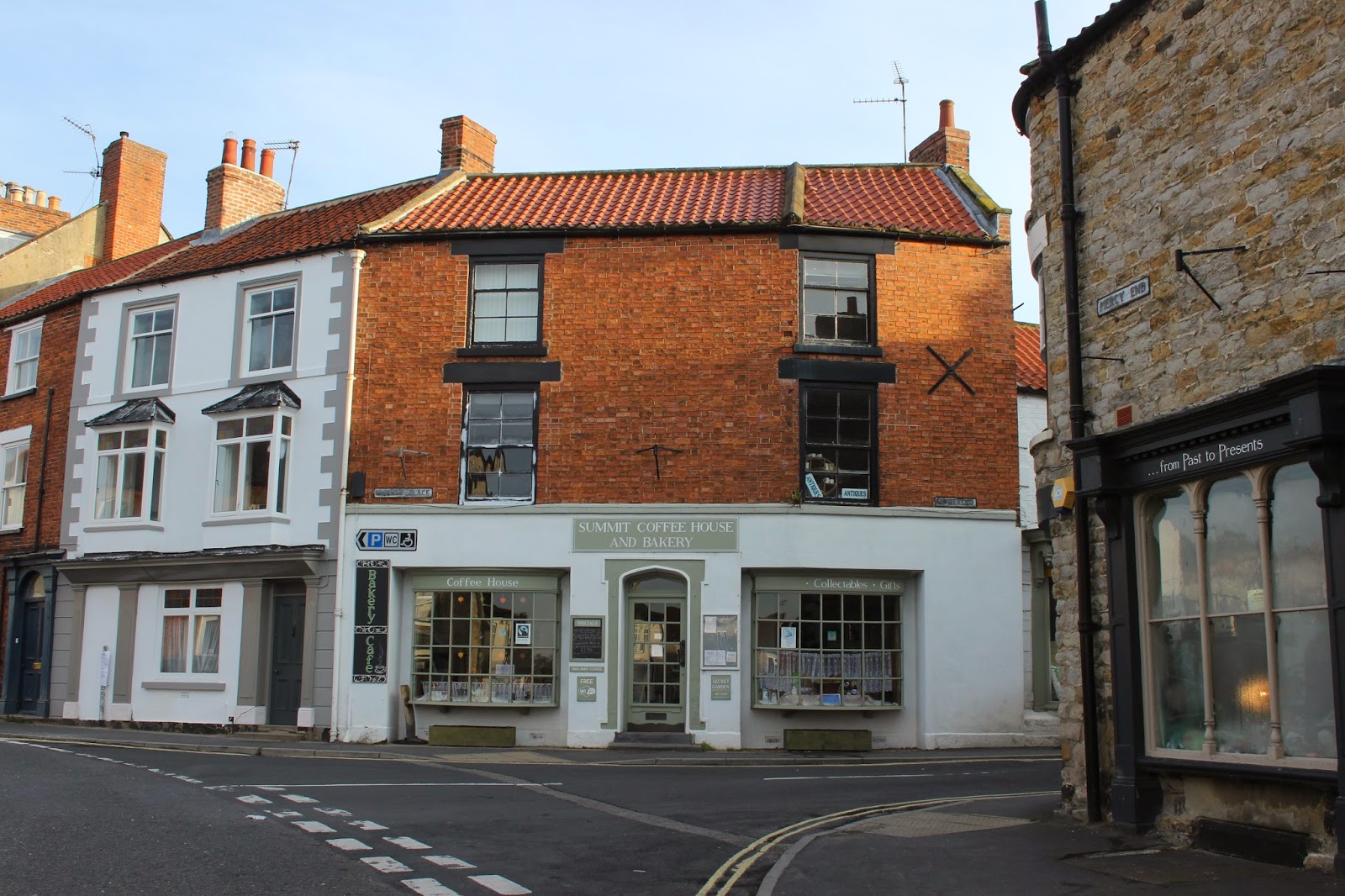 ANTECEDENT ARCHITECTURE Houses of the North York Moors Kirkbymoorside