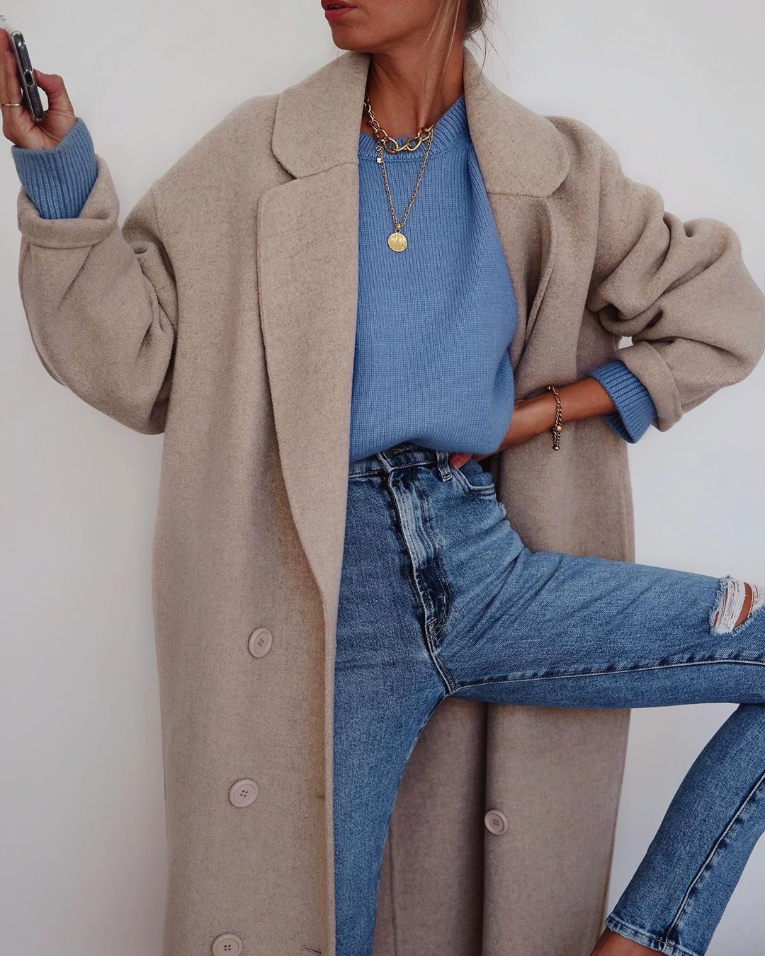 Here's How to Recreate This Casual-Cool Instagram Outfit