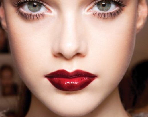 how to apply red lipstick without lip liner