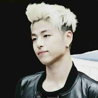 Foto Cute Junhoe iKON Terbaru saat ini Foto Cute Junhoe iKON Terbaru saat ini