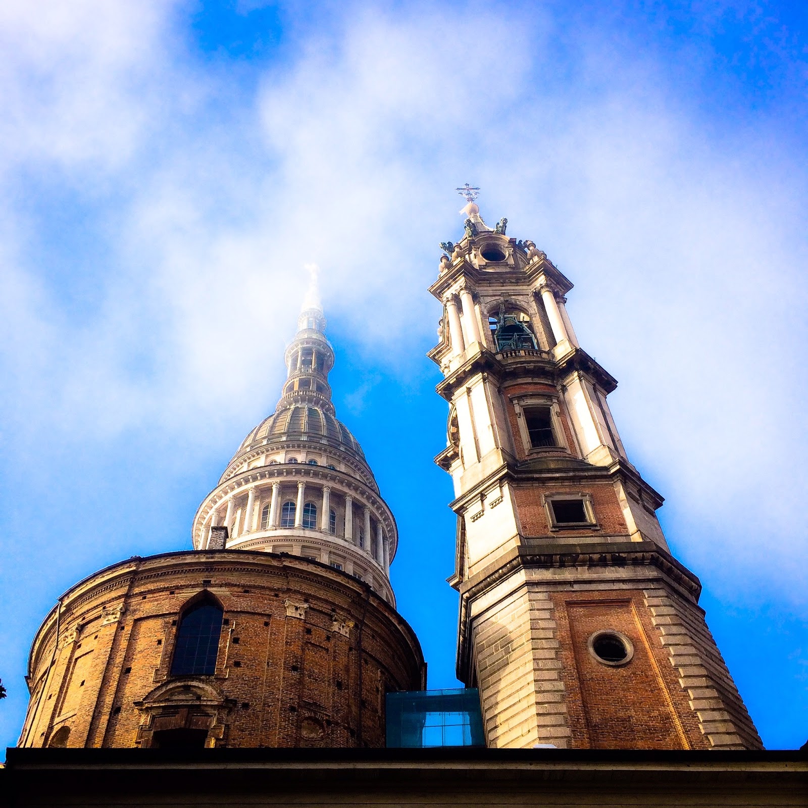 chiediloalladani LA CUPOLA DELLA BASILICA DI SAN GAUDENZIO NEL CIELO