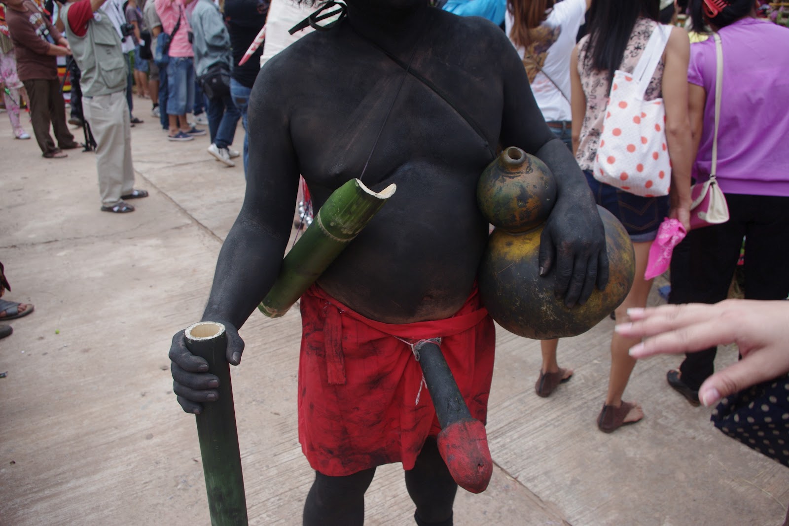 男性器まる出しの黒塗りおっちゃんをめぐる2つの解釈 タイの人びと タイの街角