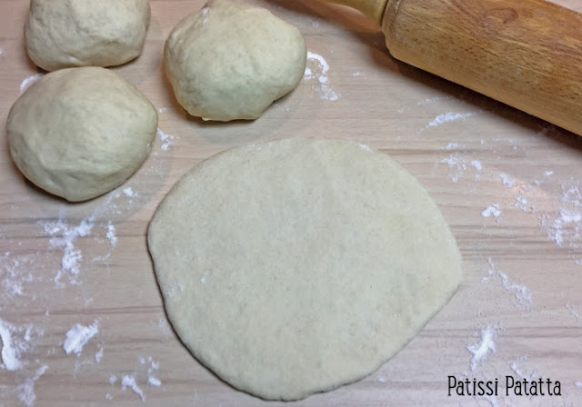 pains pita, pita bread, pain maison, pita maison, tutoriel pour faire des pains pita, pain étranger, patissi-patatta, 