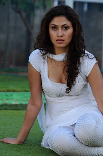Hot Manjari in White suit showing her Boobs 