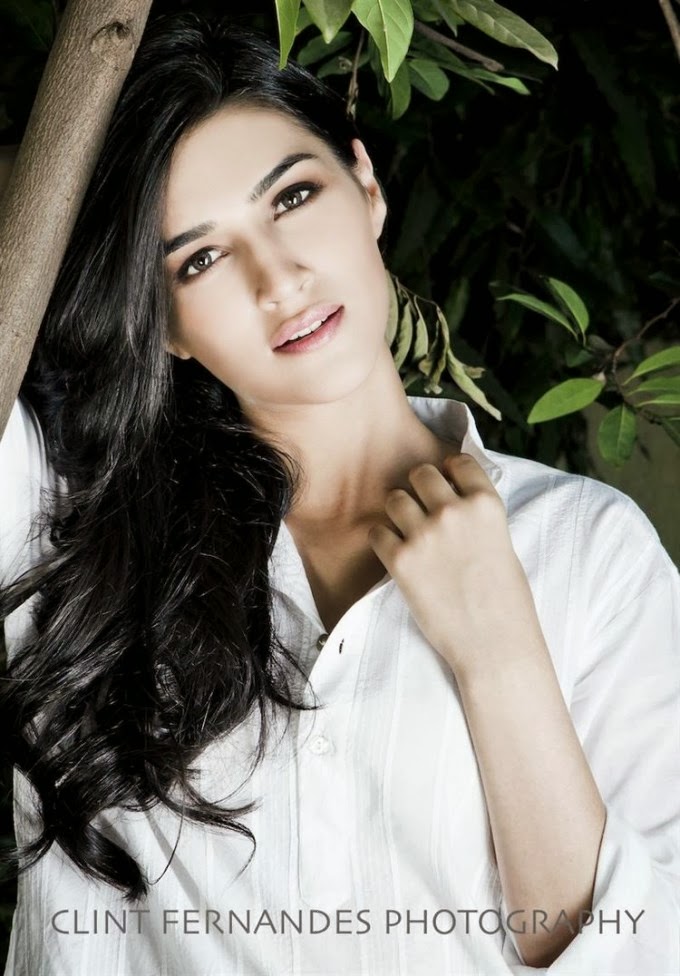 -Kriti-Sanon-Photo-Gallery-Hot-Photoshoo