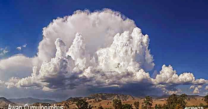 AWAN CUMULONIMBUS PALING DI TAKUTI DUNIA PENERBANGAN