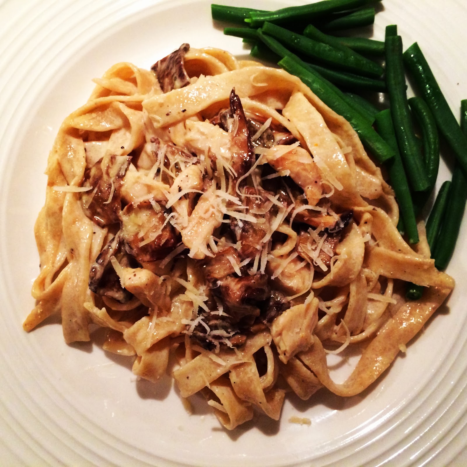 Landlig Mat Tagliatelle med steinsopp og kremet saus