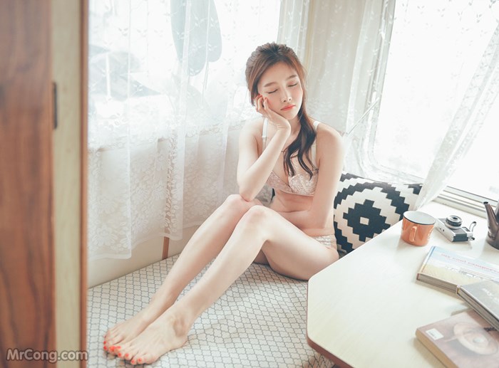 Kim Hee Jeong beauty hot in lingerie, bikini in May 2017 (110 photos) photo 3-17