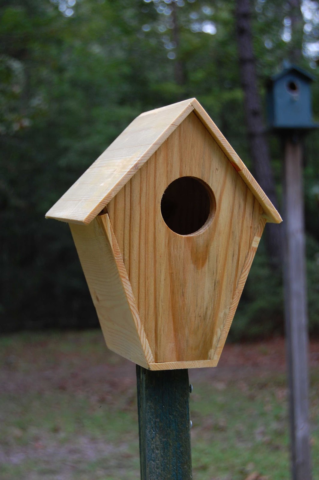 Jerry's Wood Crafts Birdhouse