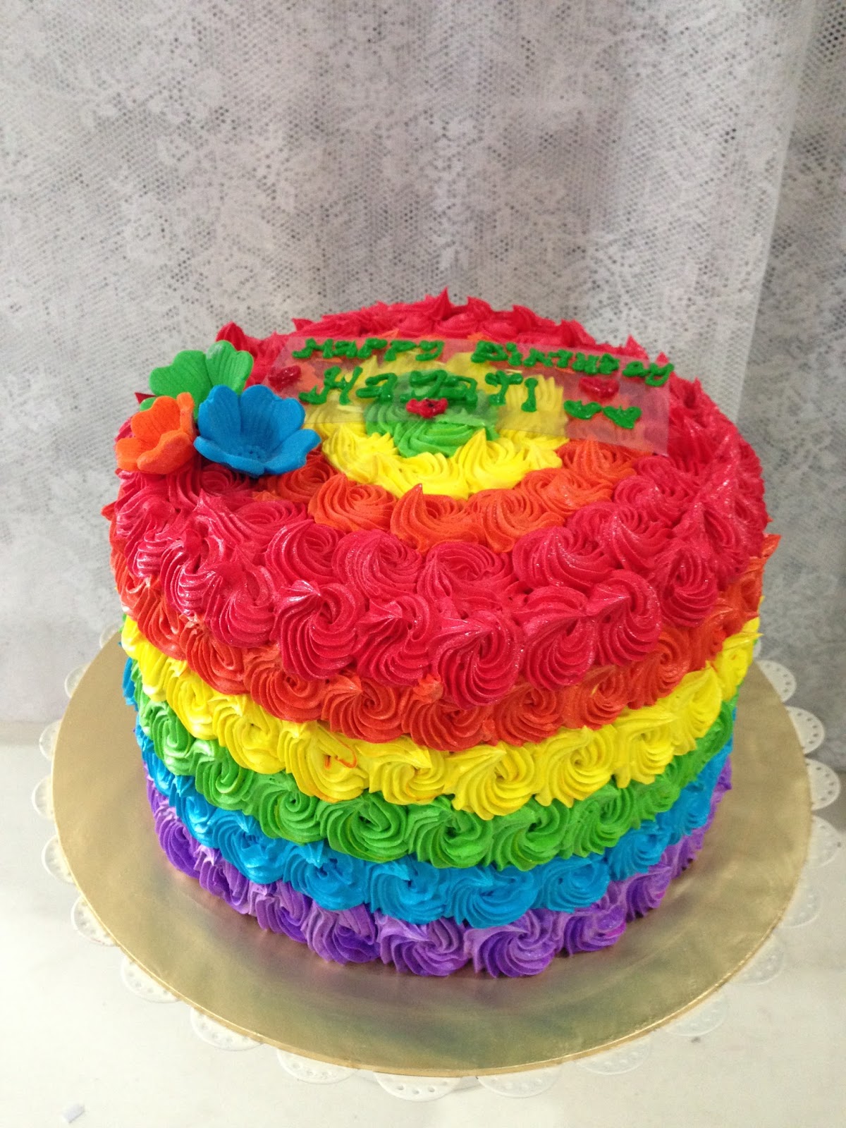 ninie cakes house: Simple Rainbow Birthday Cakes