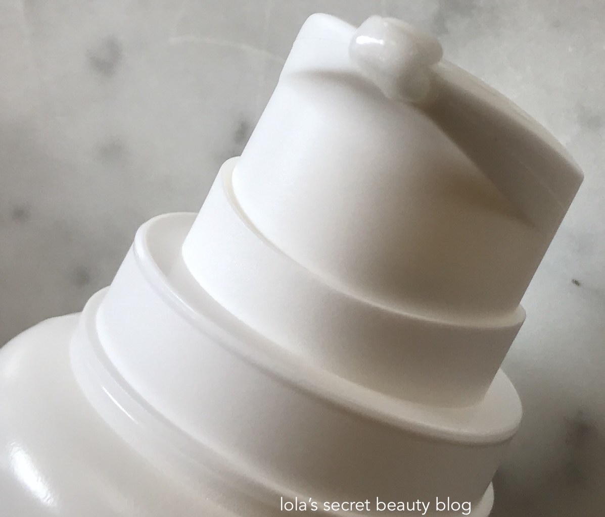 lola's secret beauty blog Rahua Omega 9 Hair Mask Review