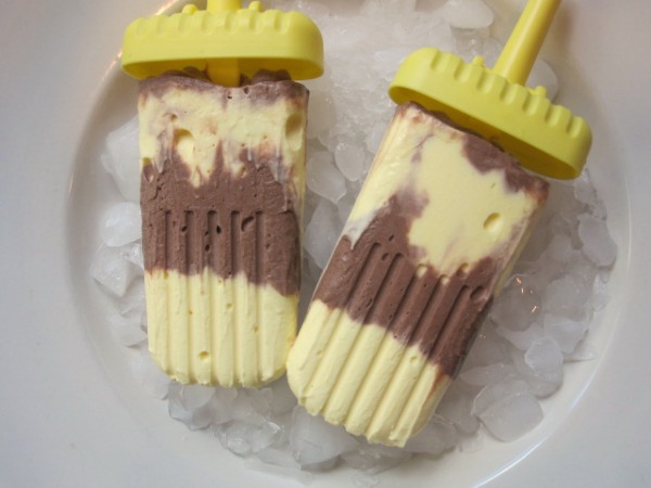 Banana Fudge Bomb Pops {#SummerOfThePopsicle Guest Post: Stirring the Pot} | www.girlichef.com