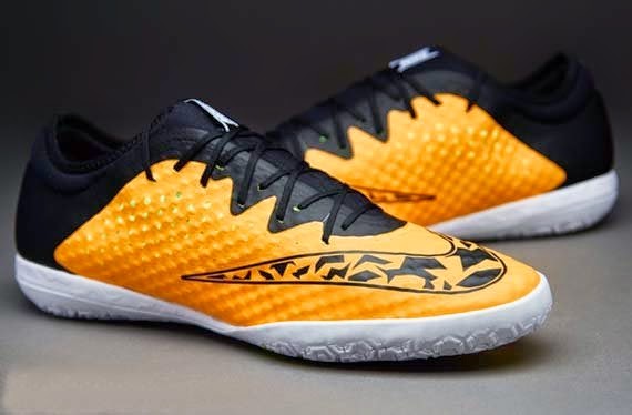 elastico futsal shoes