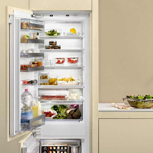 Neff Appliances Neff Builtin Full Frost Free Single Door Freezer White