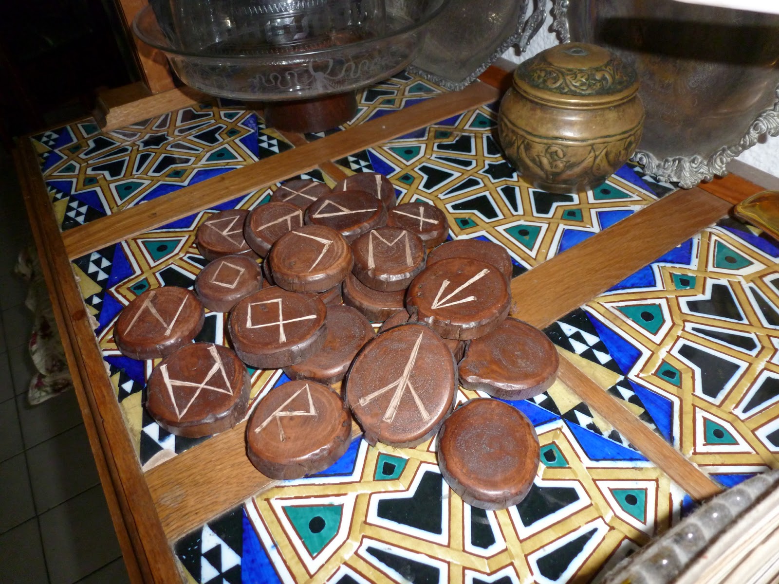 Runas: Set de runas a la venta, Run sets for sale