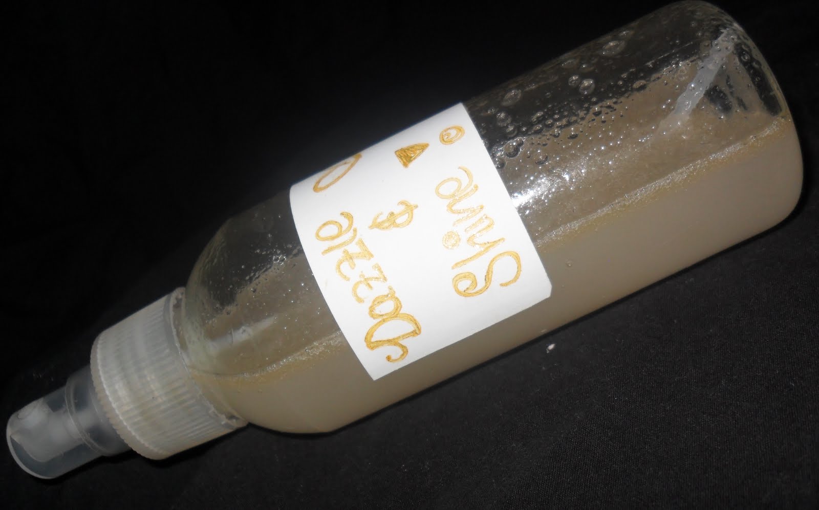 Vanilla Pop DIY Shine spray for your hair!