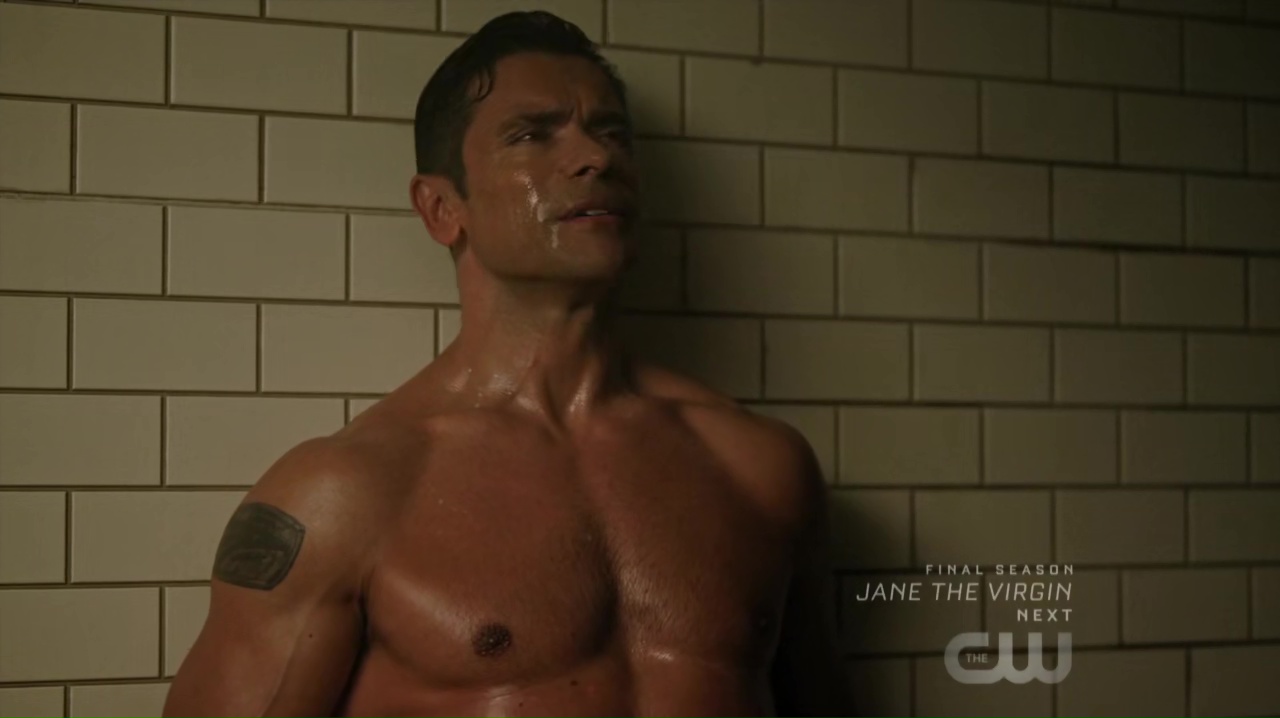 Julian Haig and Mark Consuelos shirtless in Riverdale 3-19 "Chapter Fi...