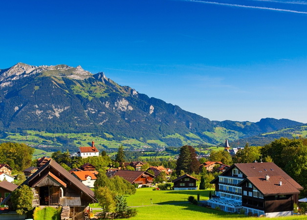View Rumah Di Desa Swiss PNG