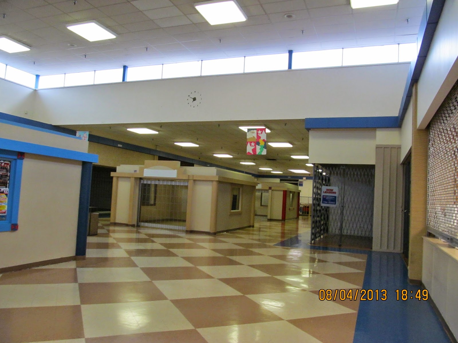 Trip to the Mall Belvidere Discount Mall (Waukegan, IL)