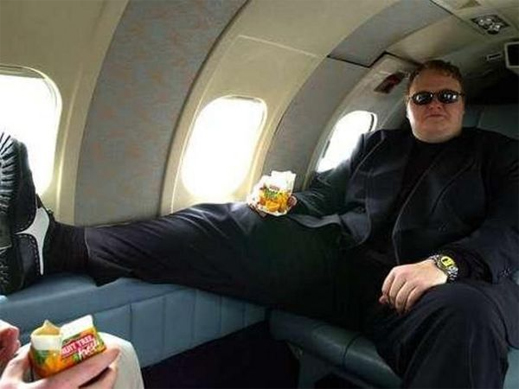 New Zealand Justice confirmed that the founder of Megaupload was able to access the evidence seized by the police during his raid in 2012