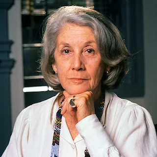 Nadine Gordimer, African authors who won the Nobel Prize for Literature