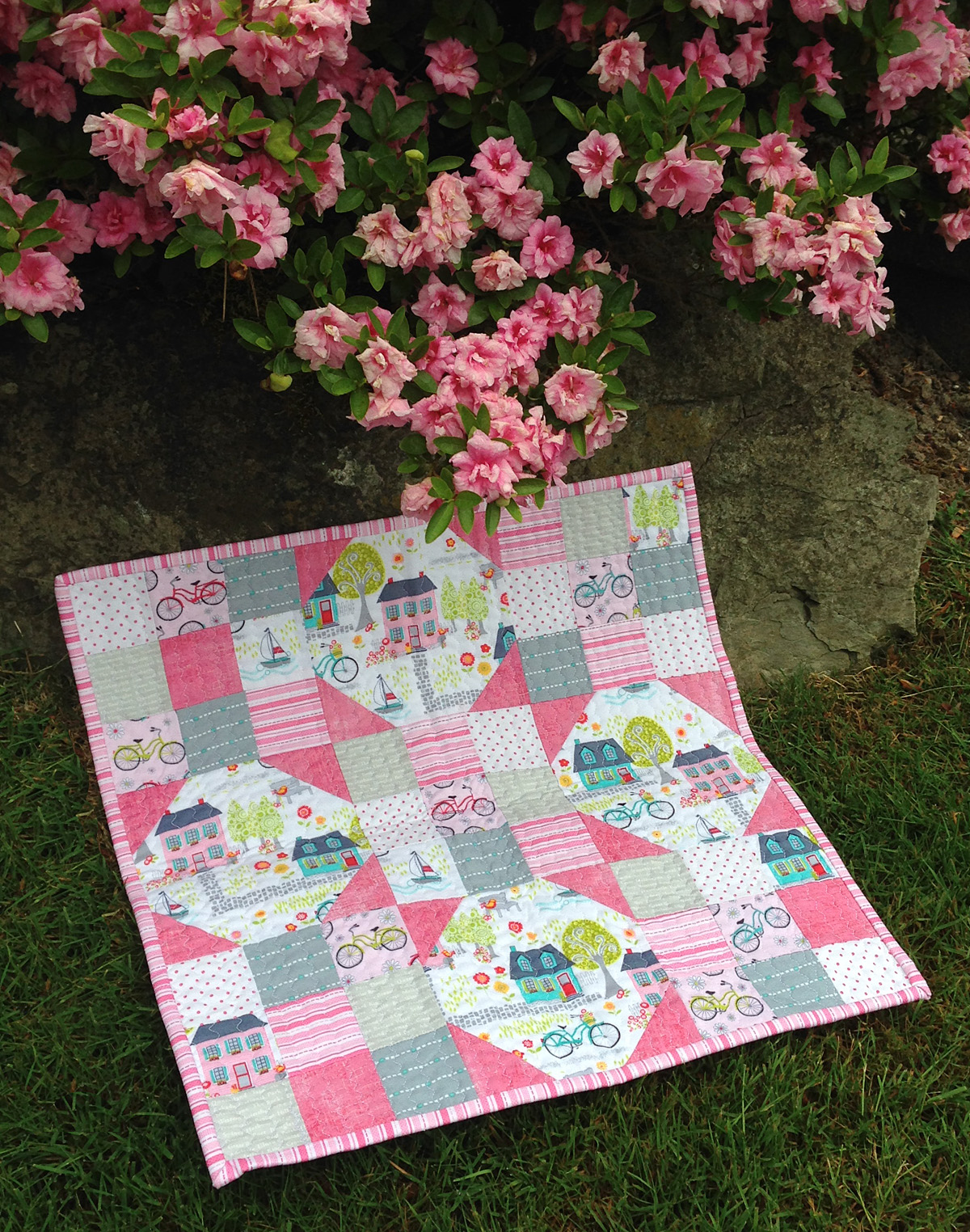 A Bit of Scrap Stuff Sewing, Quilting, and Fabric Fun Friday Bundle