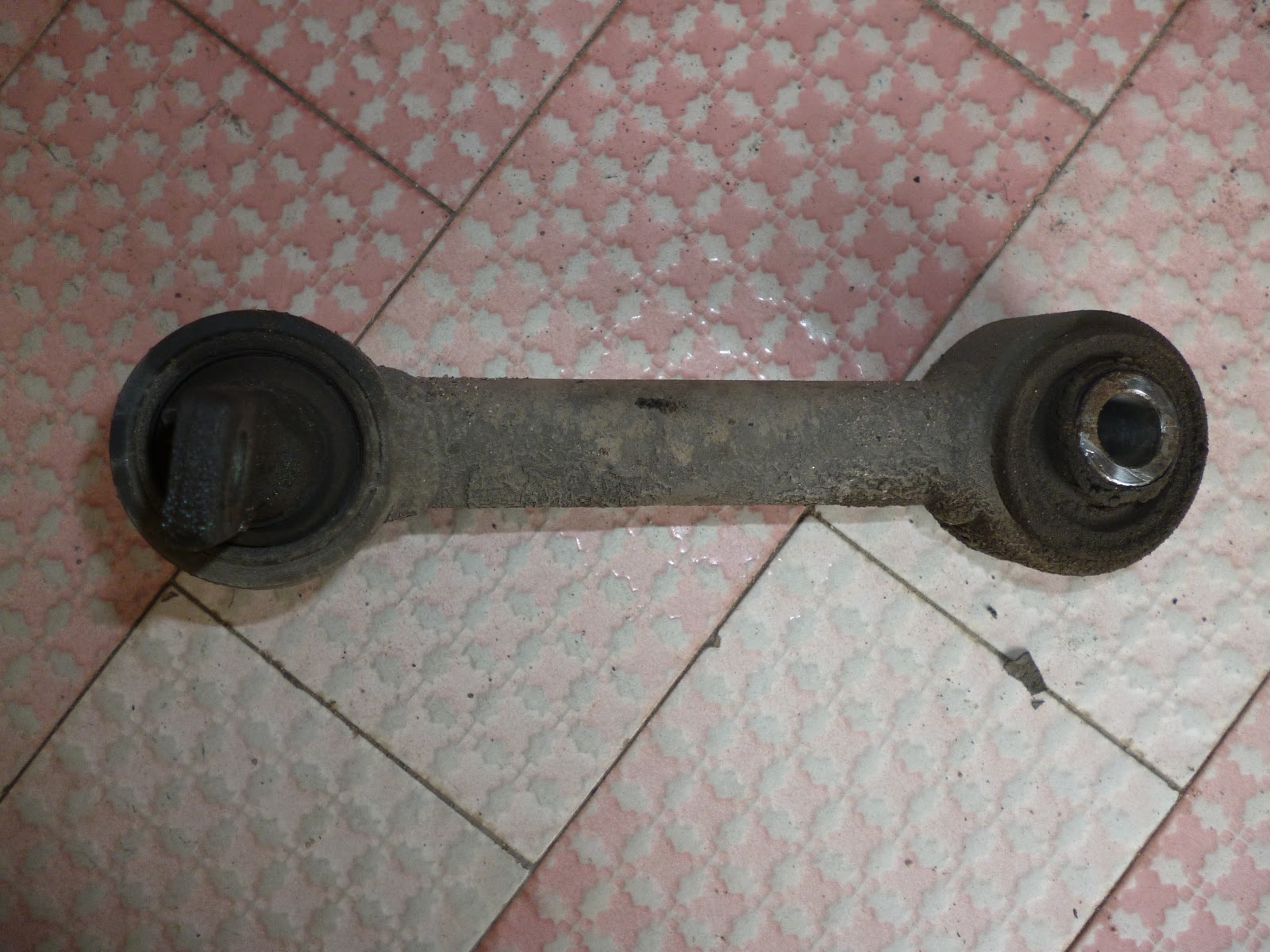 Eilarazi Diy Tukar Rear Control Lower Arm Tulang Anjing