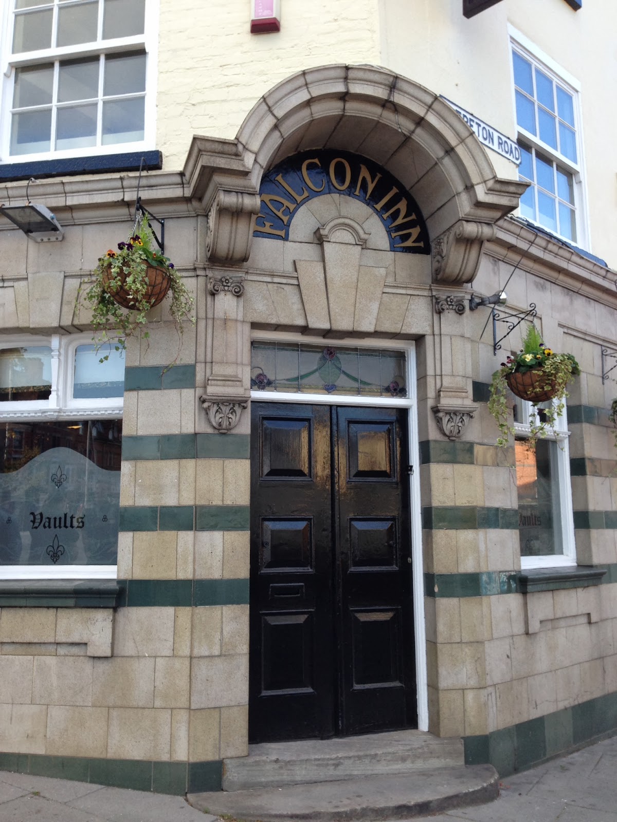 Nottingham Pubs: Falcon