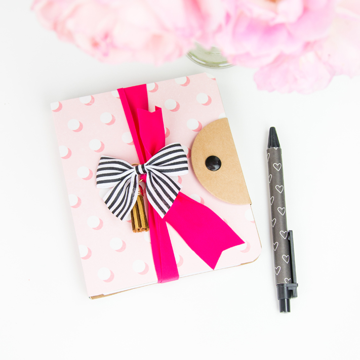 DIY Notebooks by @createoften using a little paper and glue
