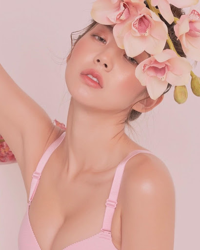 Chaeeun Sarah Lee – Sexy Korean Lingerie Model Instagram