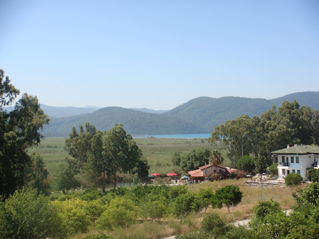 Akyaka Okaliptus Apart'ın en üst katından Gökova ve azmak manzarası