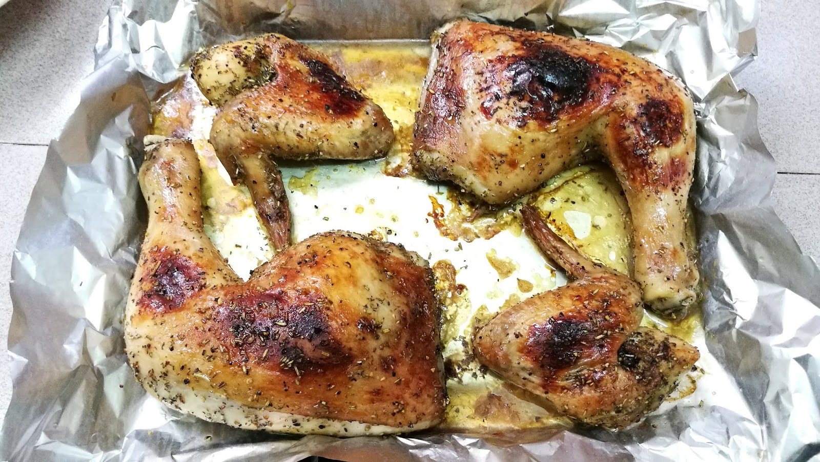 皓妈の厨房: Garlic Rosemary Roast Chicken 蒜头迷迭香烤鸡