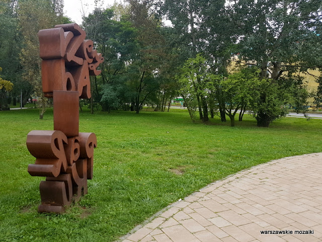 Ursynów teren zielony parki warszawskie rzeźba