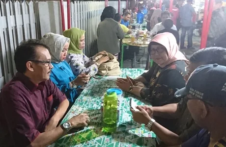 Kuliner Malam Menggeliat, DPRD Apresiasi Dinas Perdagangan Kota Padang