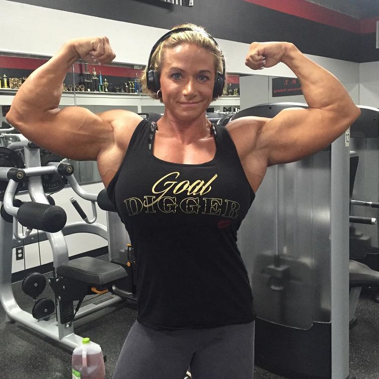 Female Bodybuilder Stronger Than Husband Theresa Ivancik Strong Girl Abs
