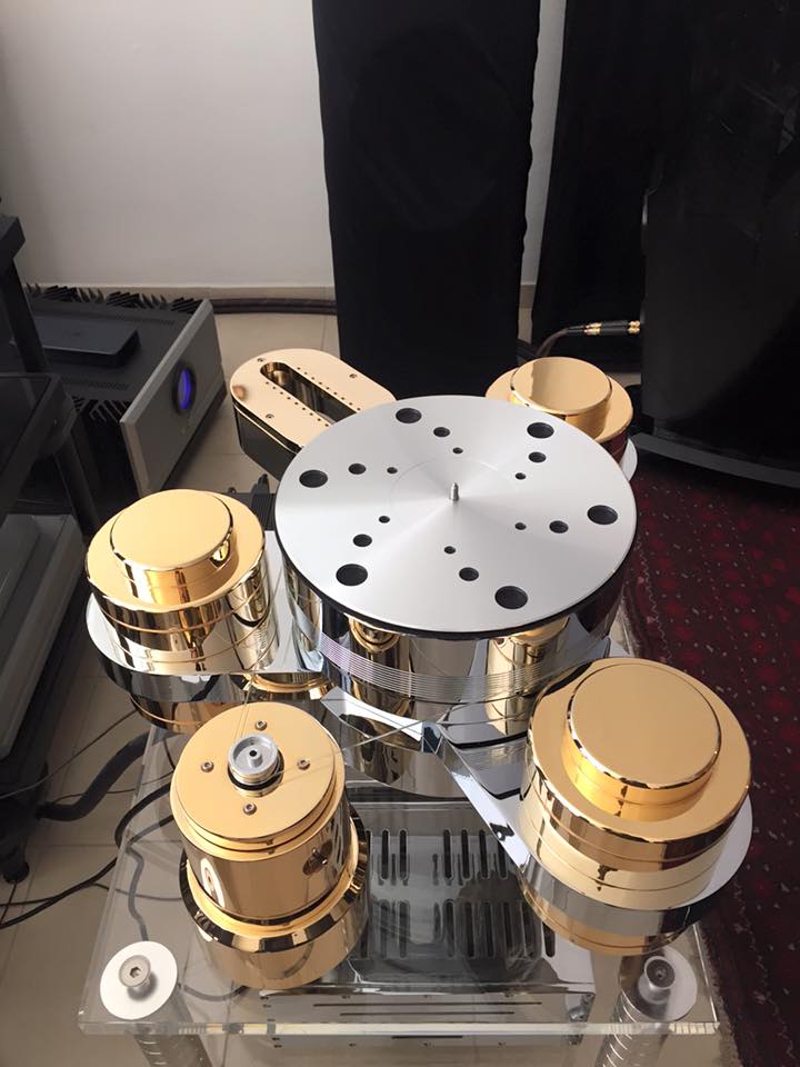 Triangle Art Reference SE turntable M & S Ultimate HighFidelity